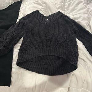 american eagle black sweater